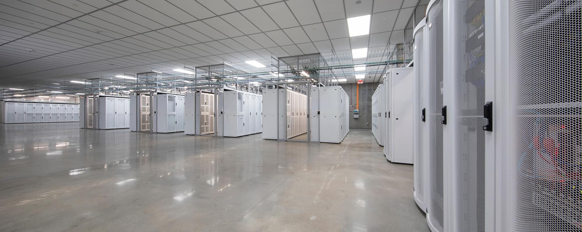 DC BLOX Birmingham data center server row